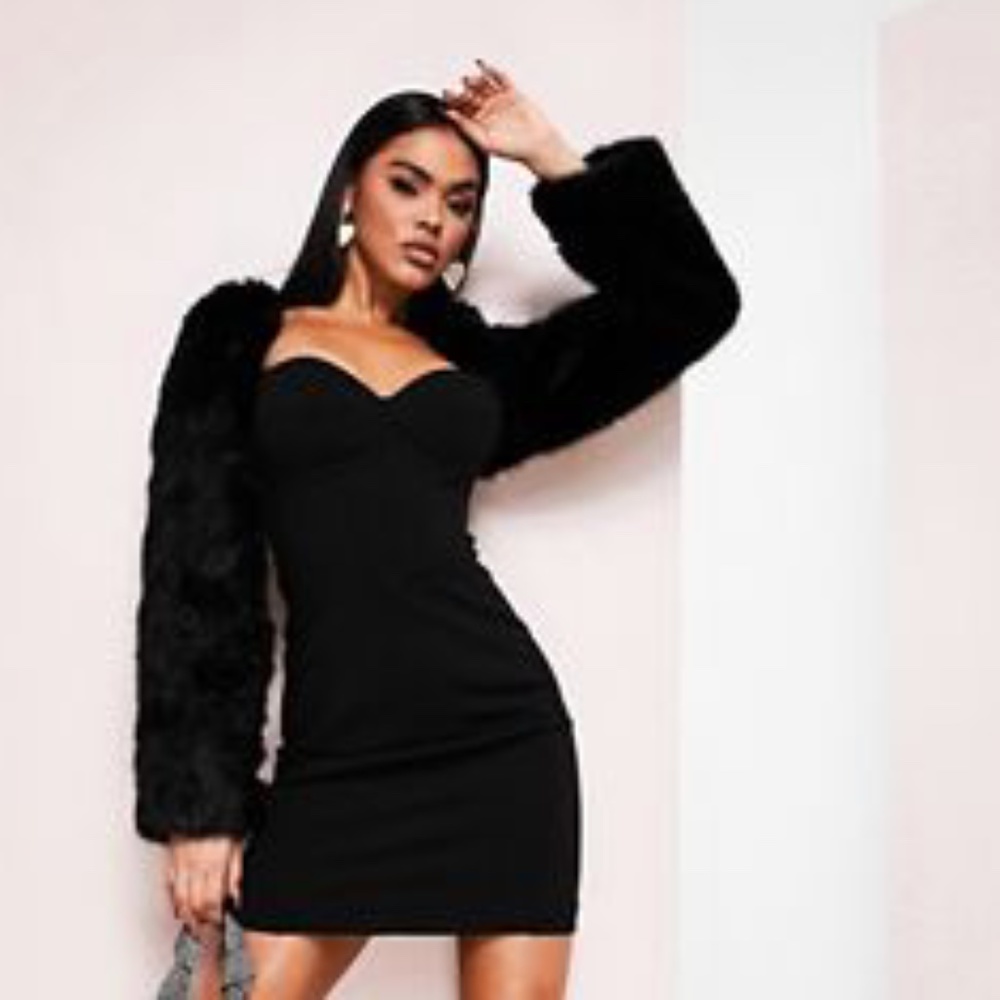 Mini dress with faux fur sleeve in black